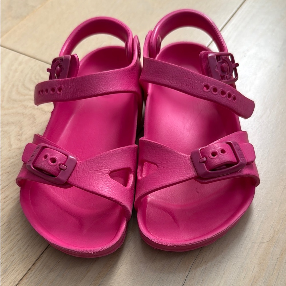 EUC Birkenstock Sandals size 8/8.5